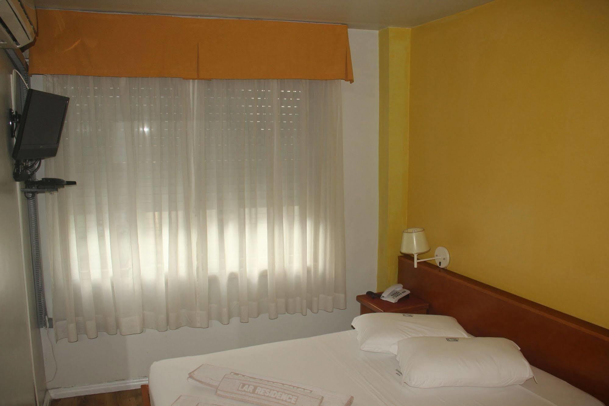 Hotel Lar Residence Porto Alegre Extérieur photo